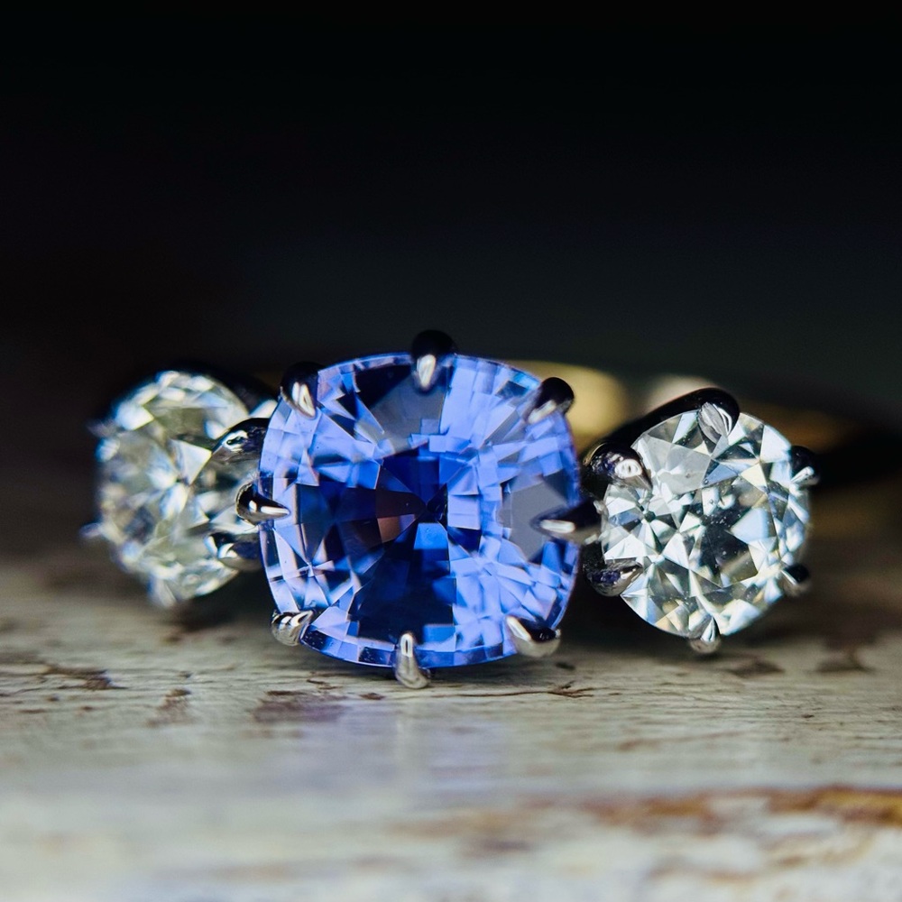 GIA Certified Natural Untreated Sapphire Old European Cut Diamond 3 Stone Ring